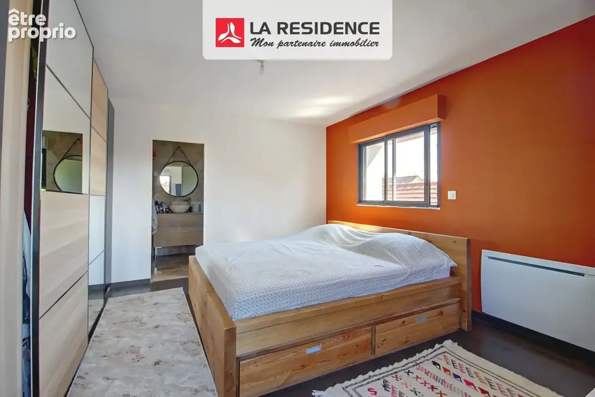 Maison 122 m² à Saint-Etienne-Du-Rouvray  - photo 5