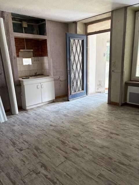 Maison à ORADOUR-SUR-GLANE