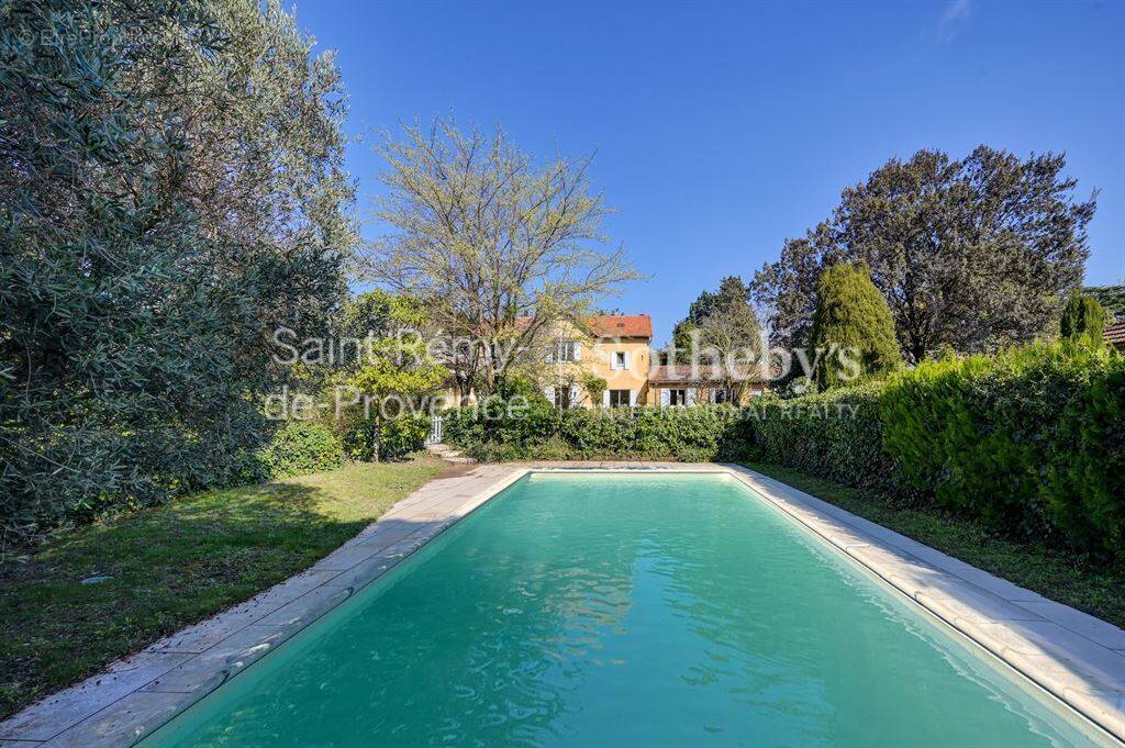 Maison à LES ANGLES