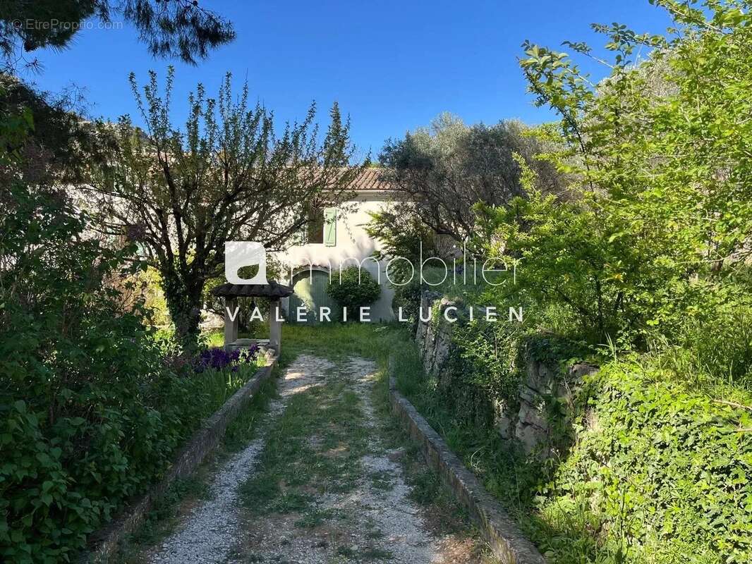 Maison à LES BAUX-DE-PROVENCE
