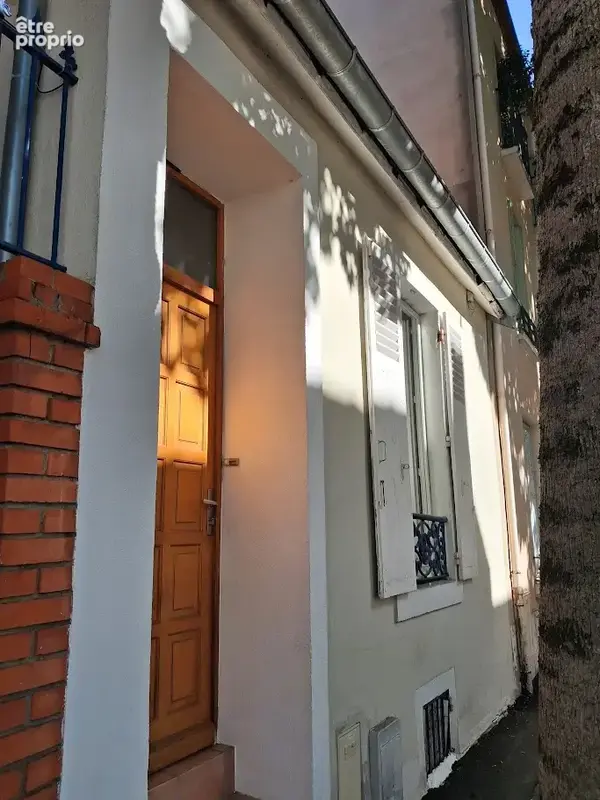 Vichy, proche hôtel de ville, maison de 113 m2 à rénover ou à  transformer en plusieurs appartements - photo 2