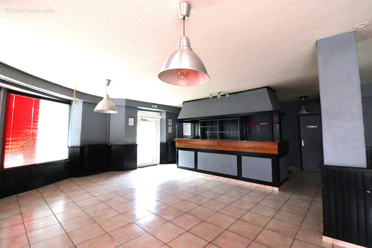 Appartement à VITRAC-SUR-MONTANE