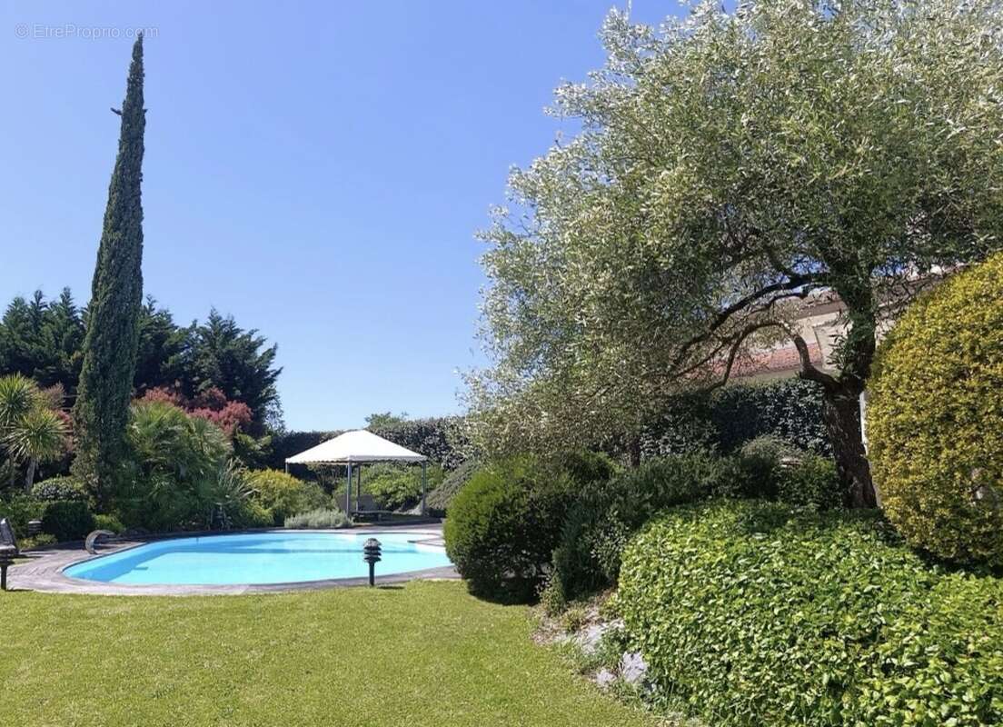 Maison à HAGETMAU
