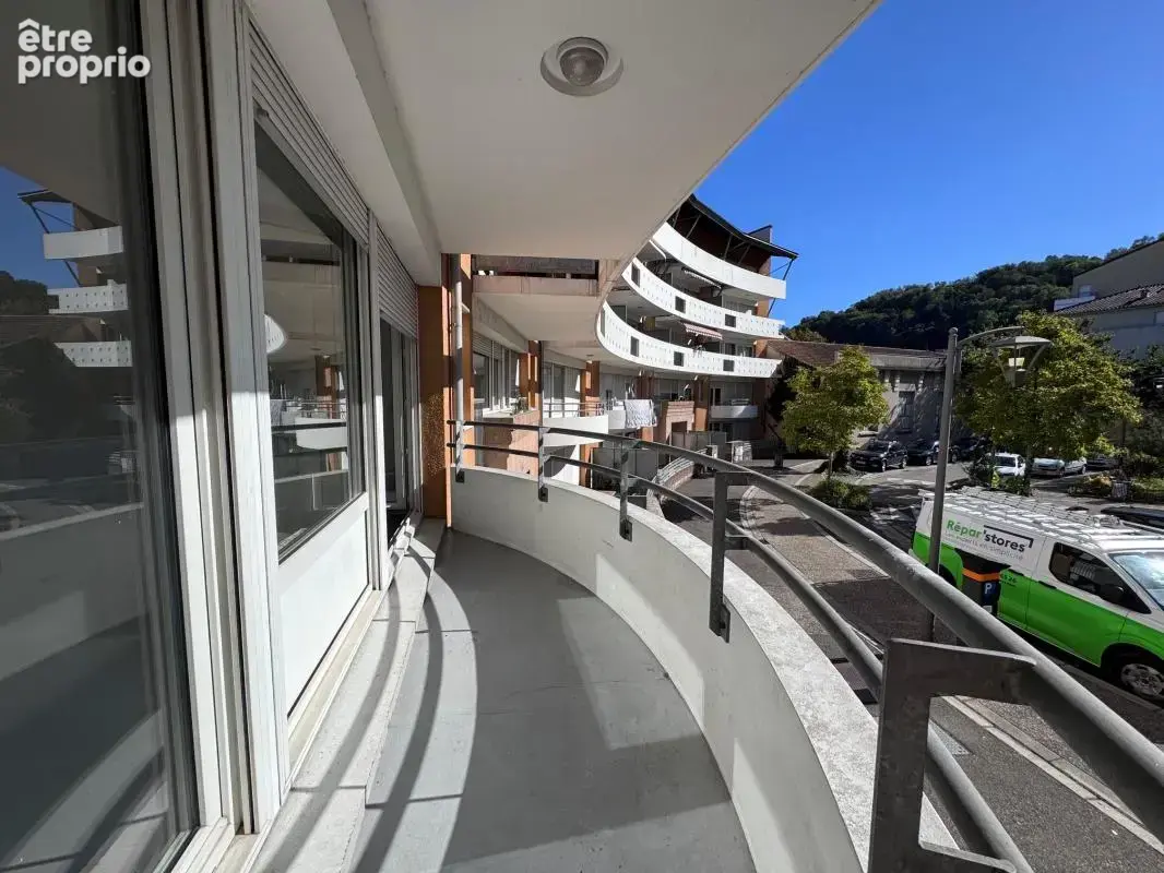 Appartement t4 au 1er etage - photo 2