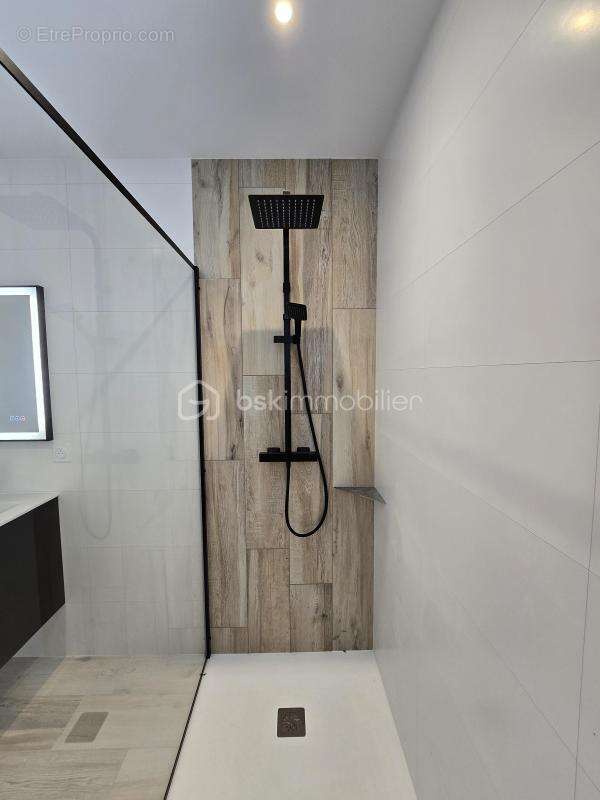 Maison à SAINT-HILAIRE-LA-FORET