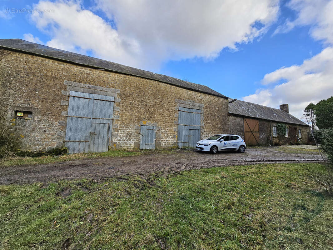 Maison à LONLAY-L'ABBAYE
