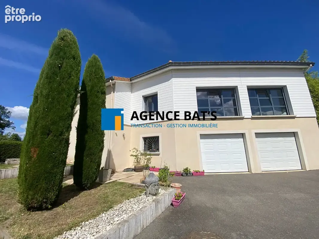 Photo 1 - Maison à ROCHE-LA-MOLIERE
