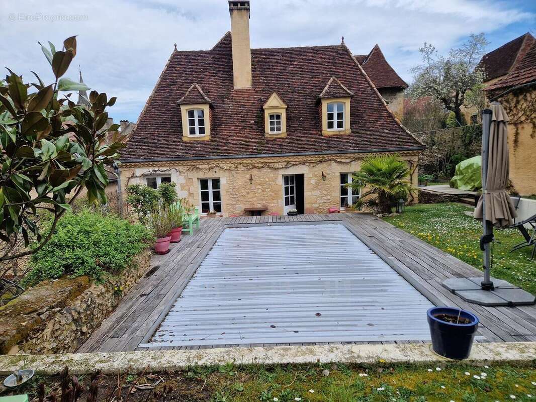 20250403120939 - Maison à LE BUGUE