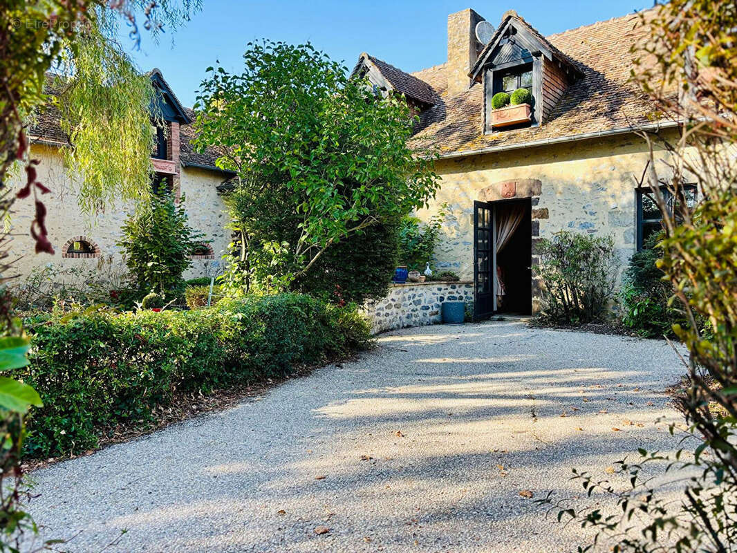 Exclusivité - demeure d'exception fresnay-sur-sarthe - photo 4