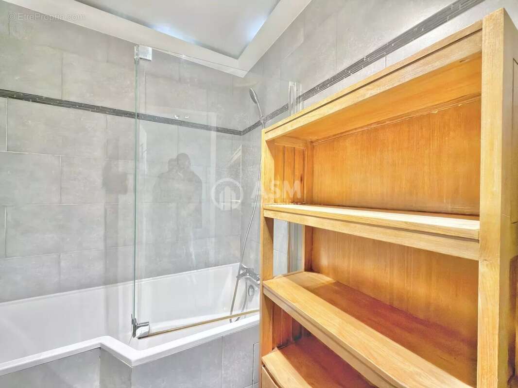 A VENDRE - 3 pièces avec une grande terrasse, cave et Parking - Faubourg de l'arche - photo 21