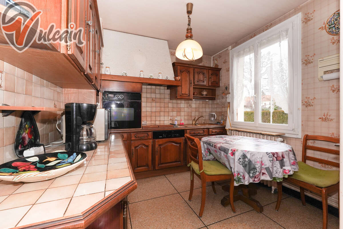 Maison à PONT-DU-CHATEAU