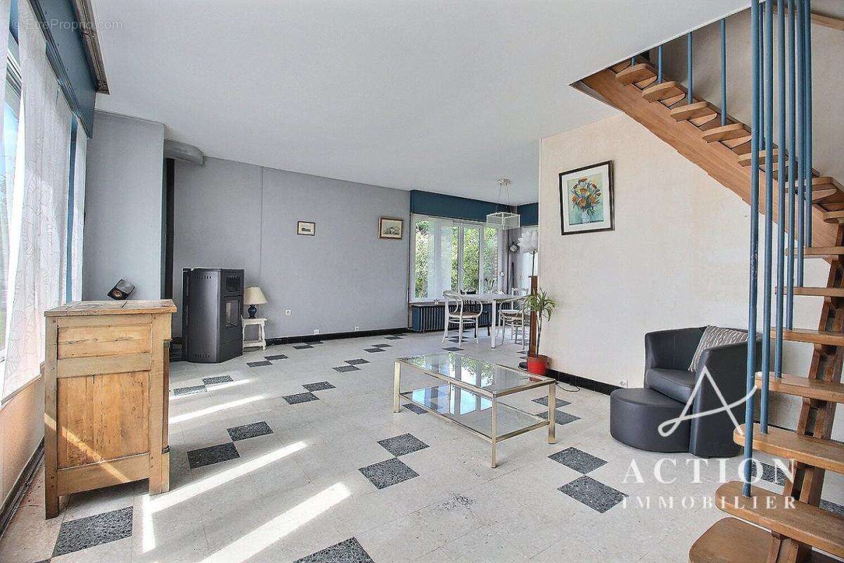 Maison à LYS-LEZ-LANNOY