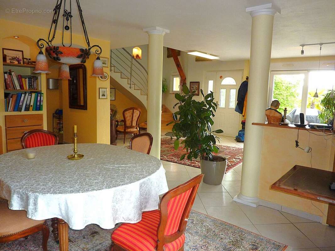 Maison à BAVANS