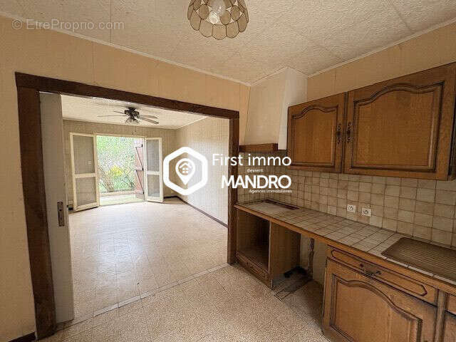 Maison 76 m² à Estagel  - photo 2