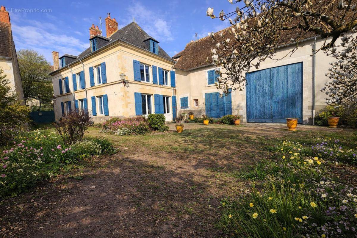Maison à MAGNY-COURS