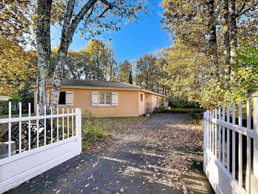 Photo 2 - Maison à MARTIGNAS-SUR-JALLE