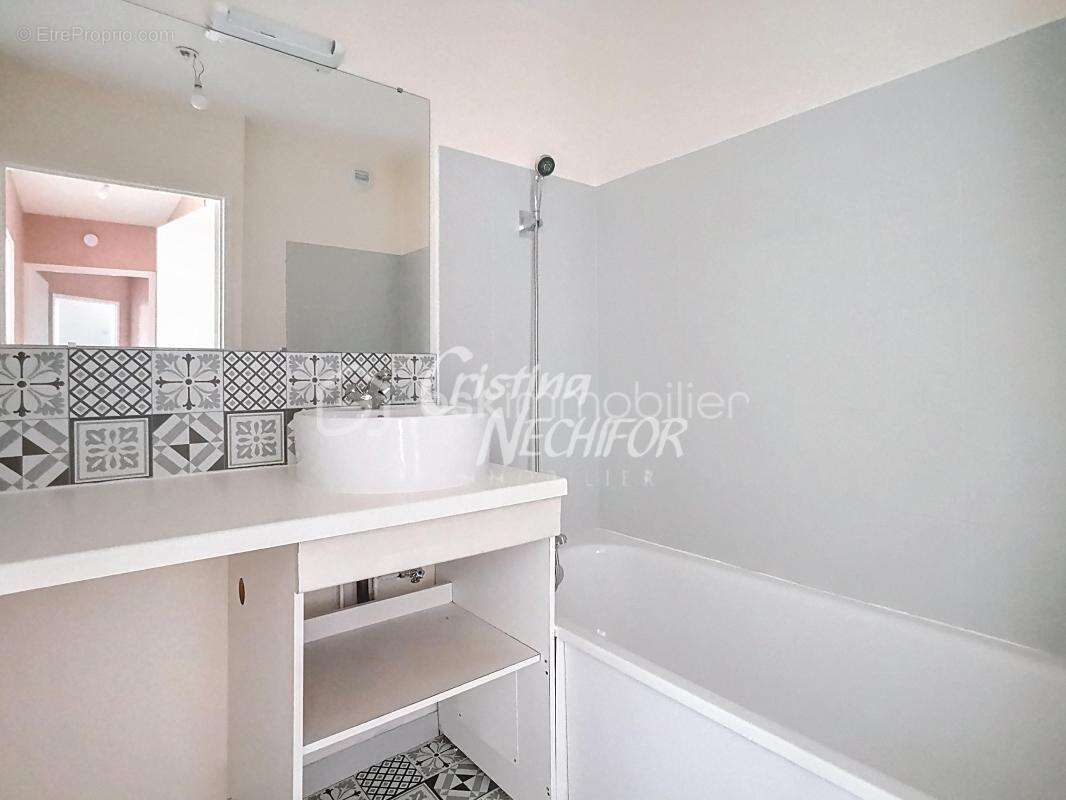 Appartement à SERRIS