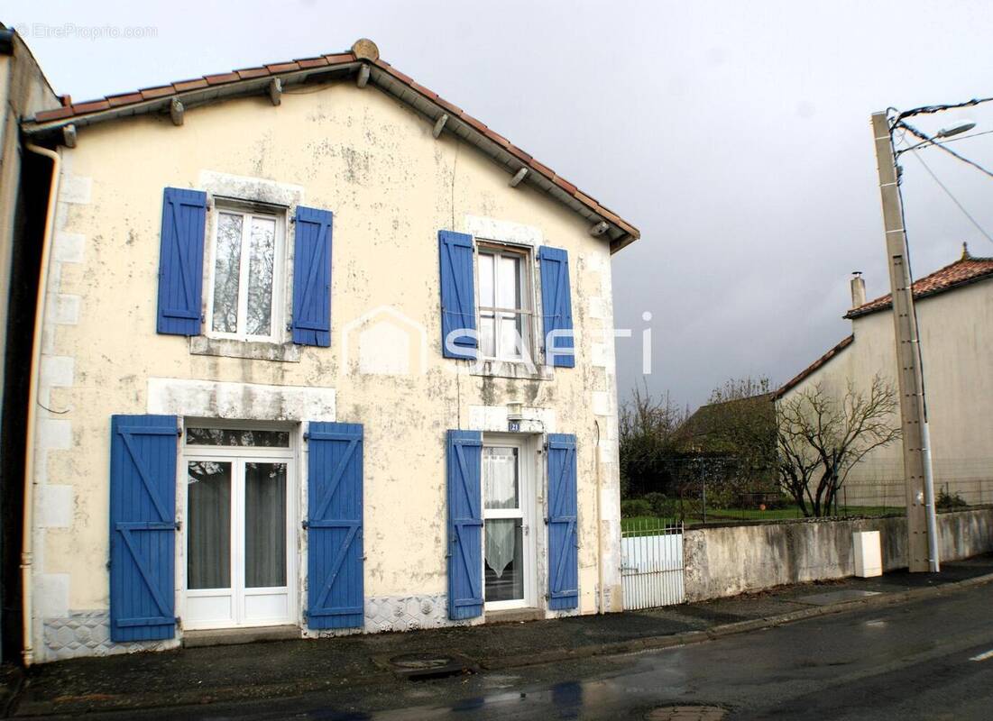 Photo 1 - Maison à LA CHATAIGNERAIE