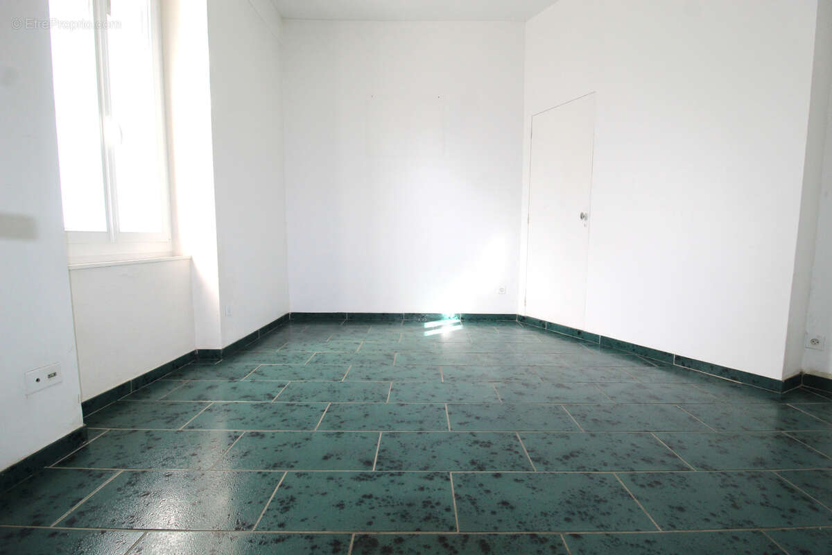 À vendre   Maison de ville de caractère au cœur de Cosne-Cours-sur-Loire - photo 6