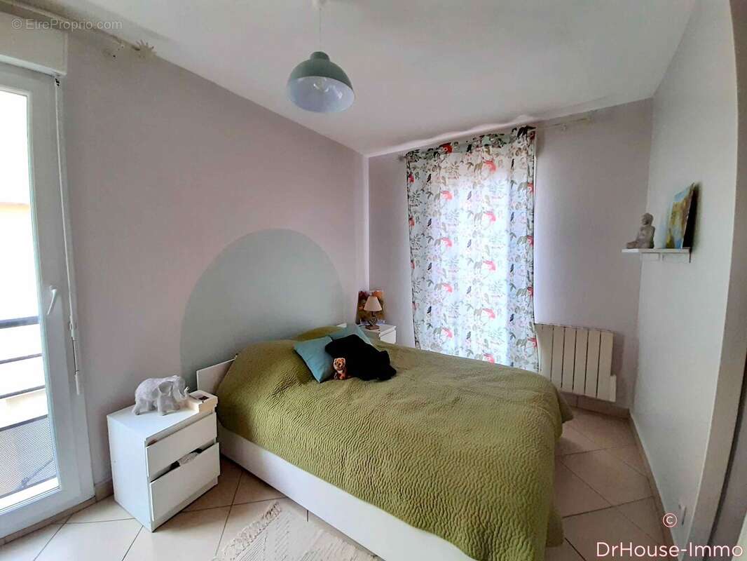 Appartement à SAINT-ETIENNE