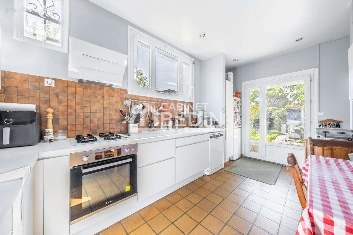 Maison à LE BOUSCAT