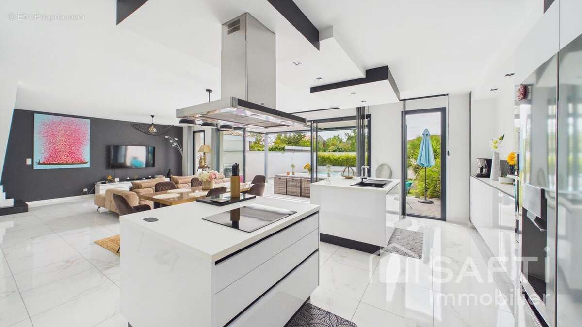 Maison 170 m² à Le Bouscat  - photo 5