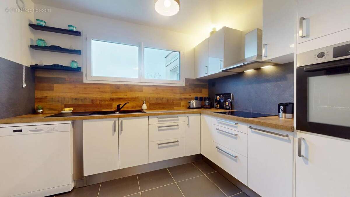 Appartement à MONTIGNY-LE-BRETONNEUX