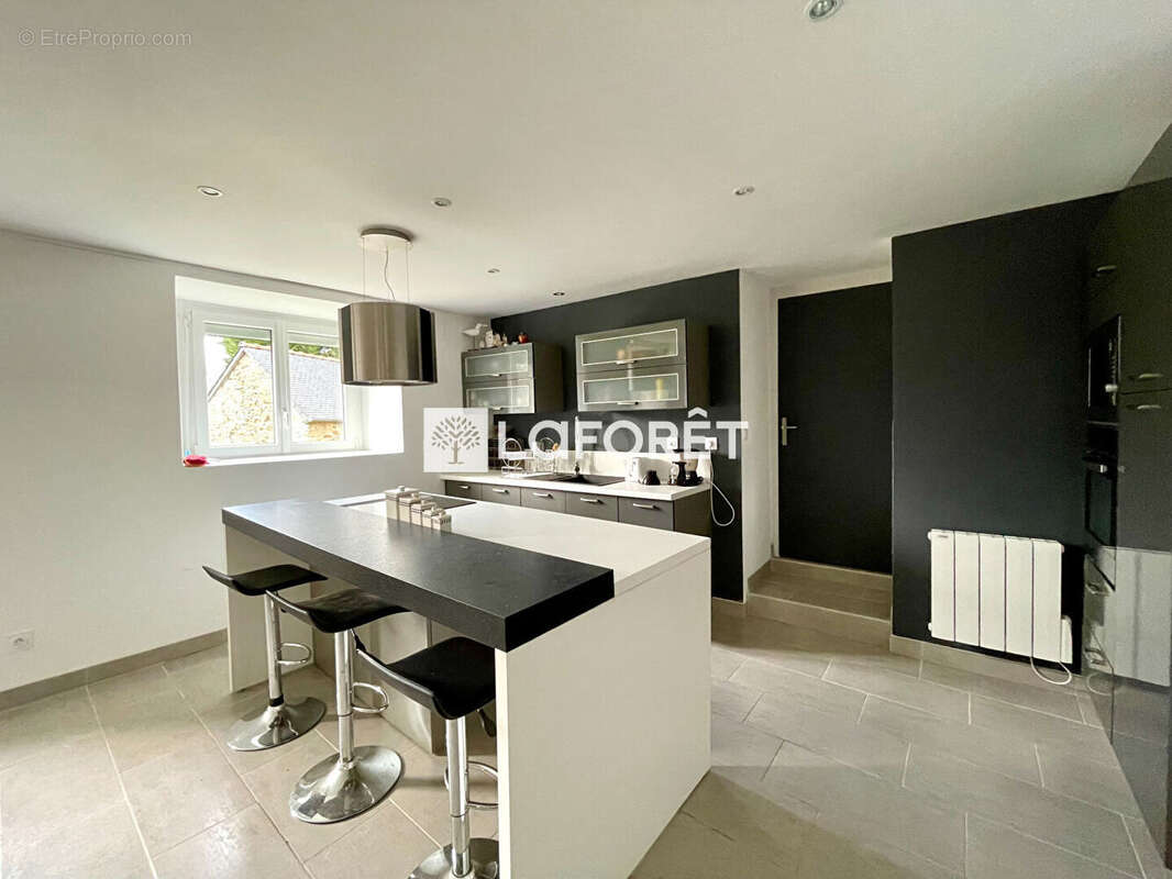 Maison à LE VIEUX-MARCHE