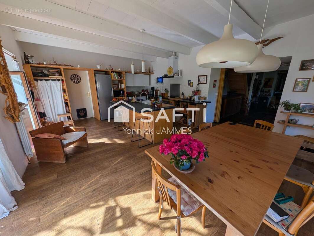 Maison 185 m² à Coupiac  - photo 6