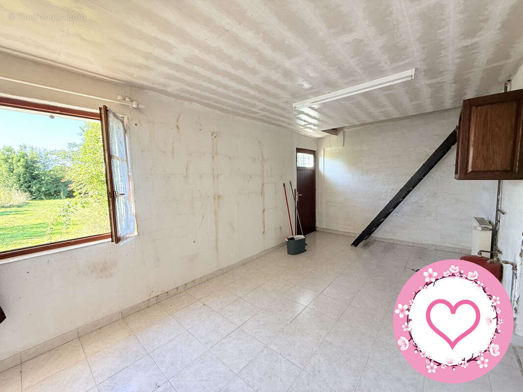 Maison à VILLEMURLIN