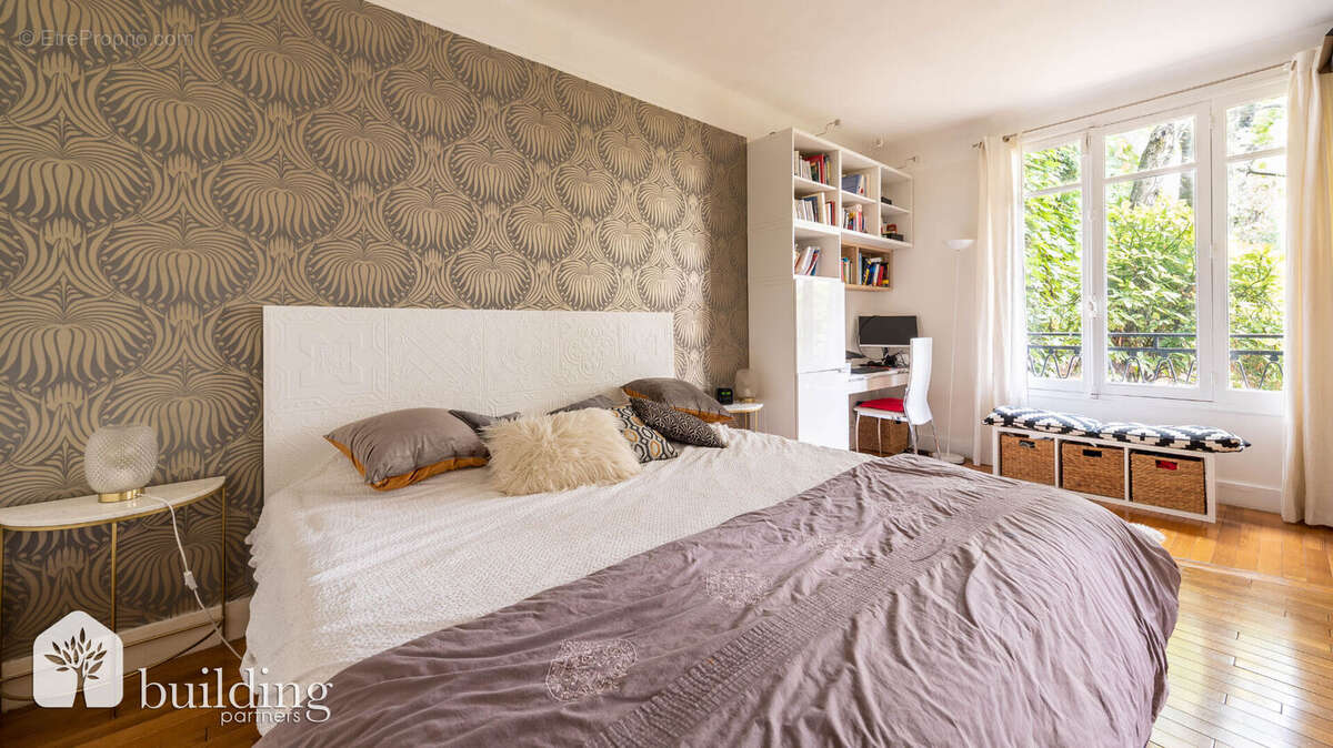 Appartement à NEUILLY-SUR-SEINE