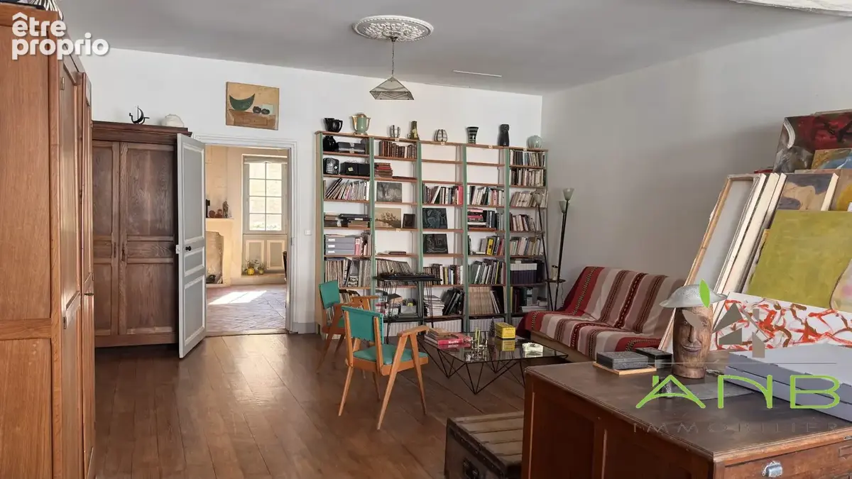 Maison 320 m² à Angouleme  - photo 6