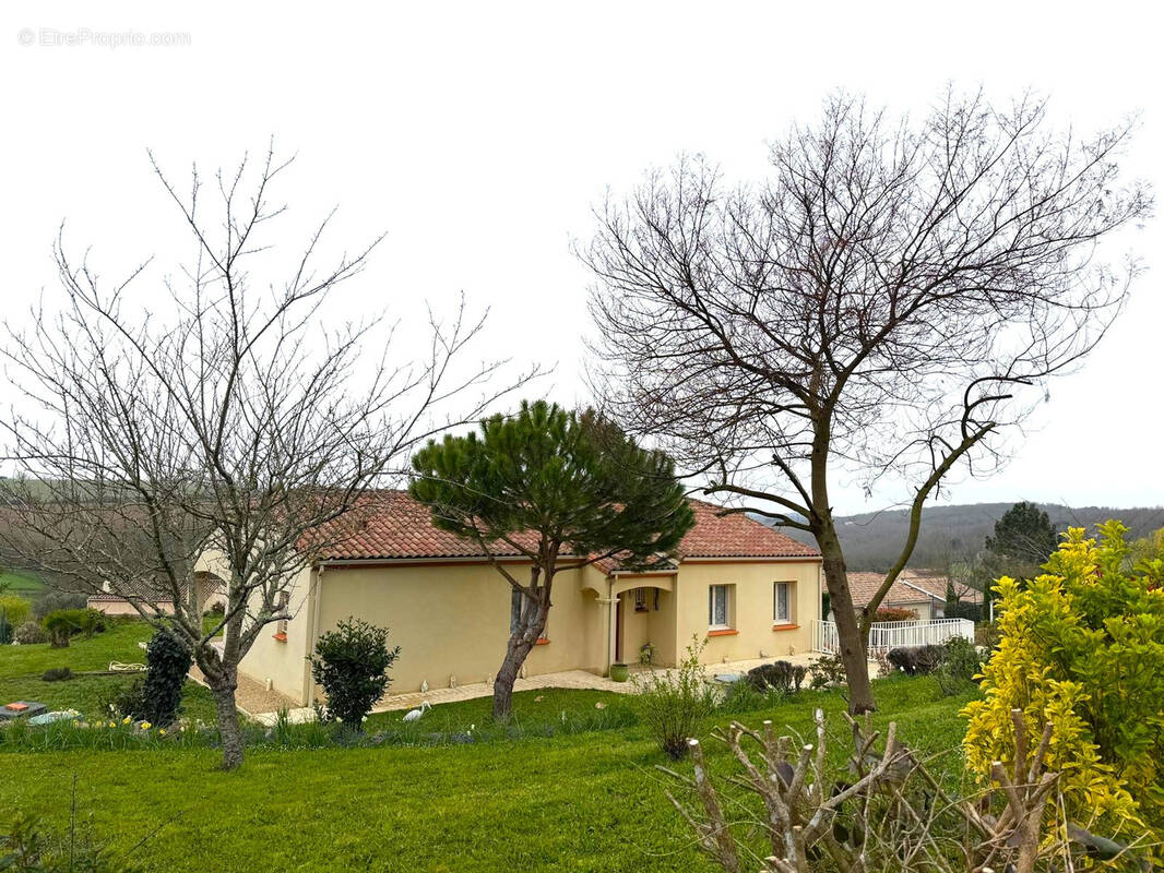 Maison à ROQUEFORT