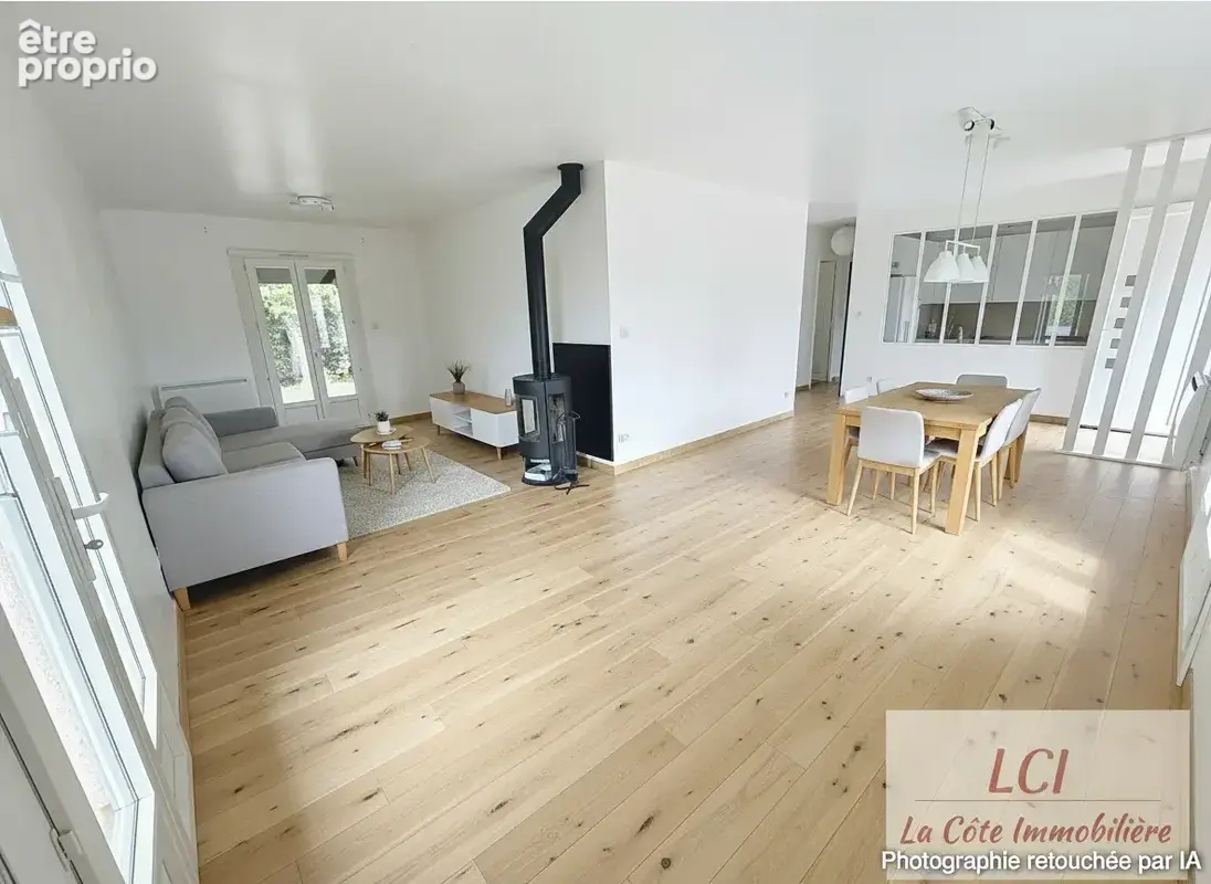 LA TESTE, calme et résidentiel. Maison individuelle de plain pied 2 chambres + grand garage attenant sur terrain 570 m2. - photo 5