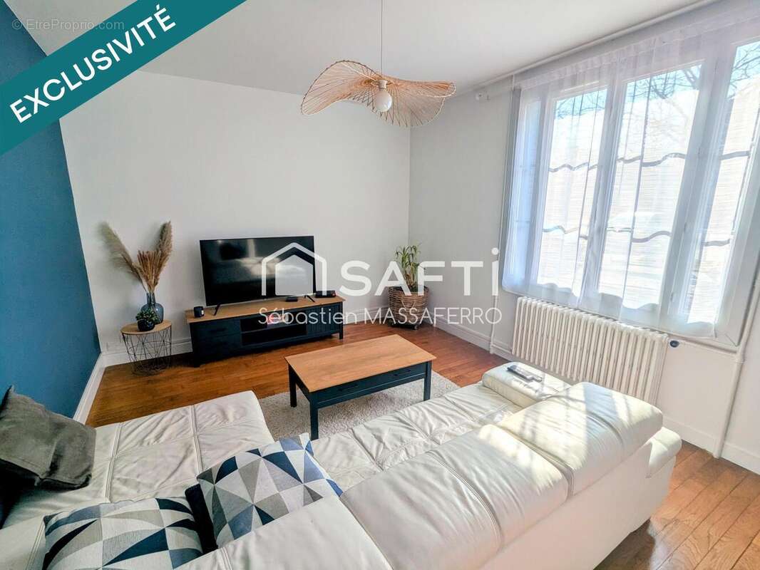 Photo 2 - Maison à LERE