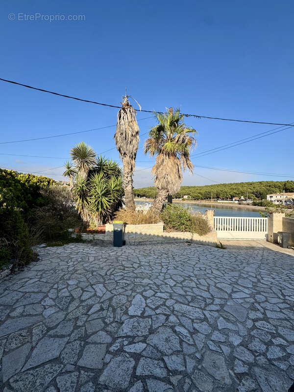 Maison d'exception en bord de mer   5 pièces   195 m2   Les Laurons, Martigues - photo 3