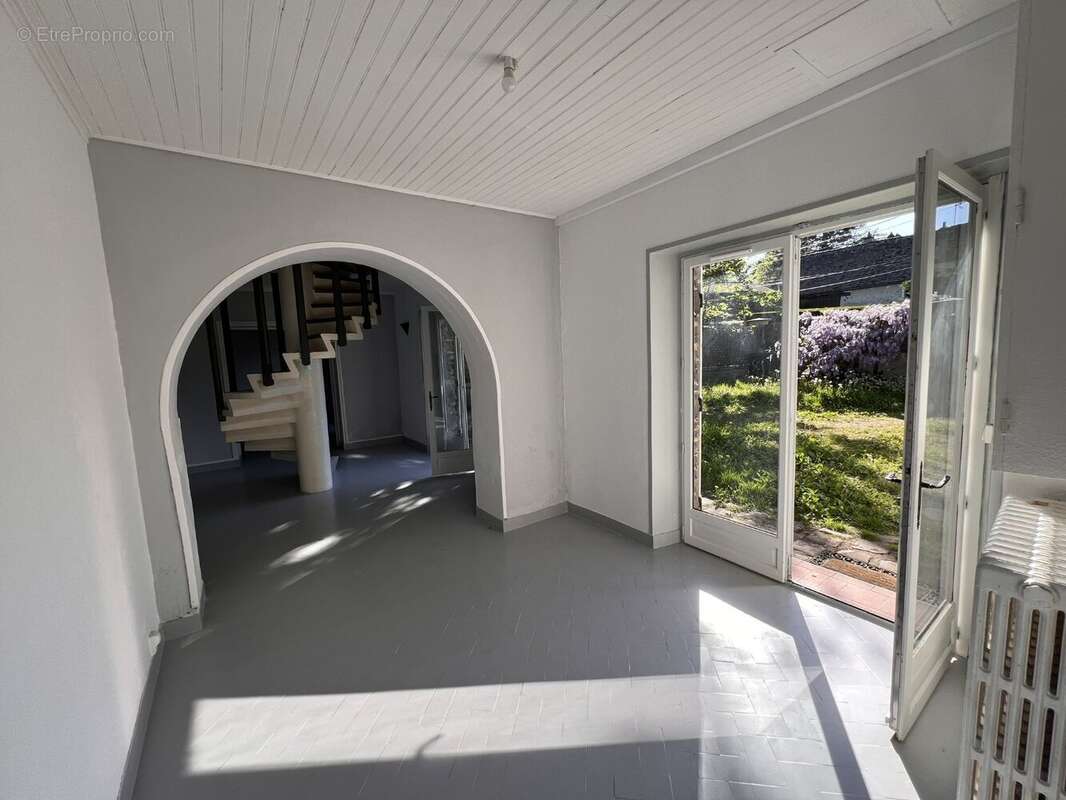 Maison à SAINT-CHERON