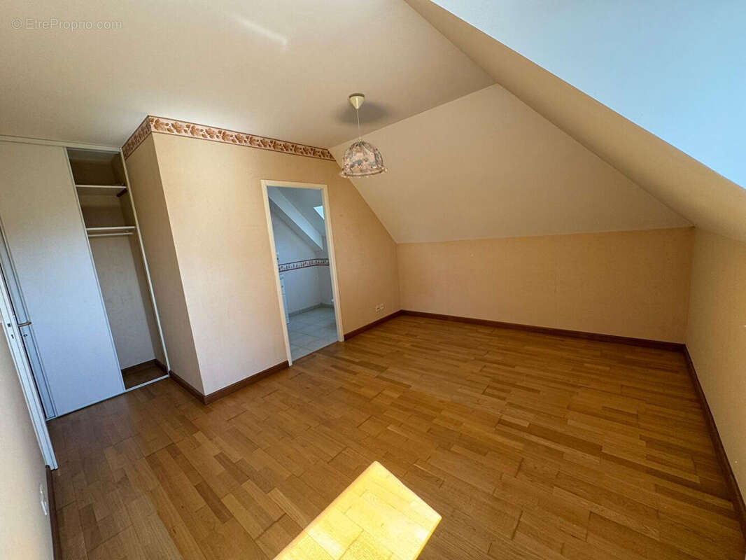 Appartement à SENE