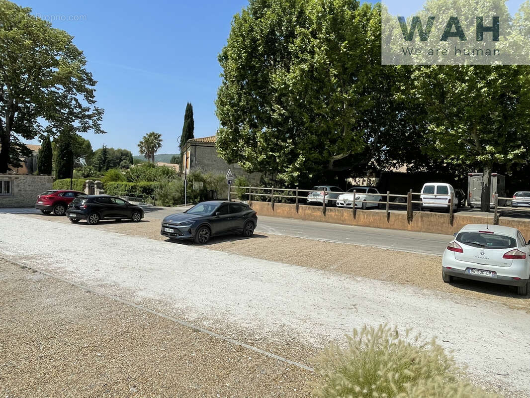 Maison de village renovee tour classee monument historique - p3, 2 ch, dressing, terrasse, garage, clim - photo 16