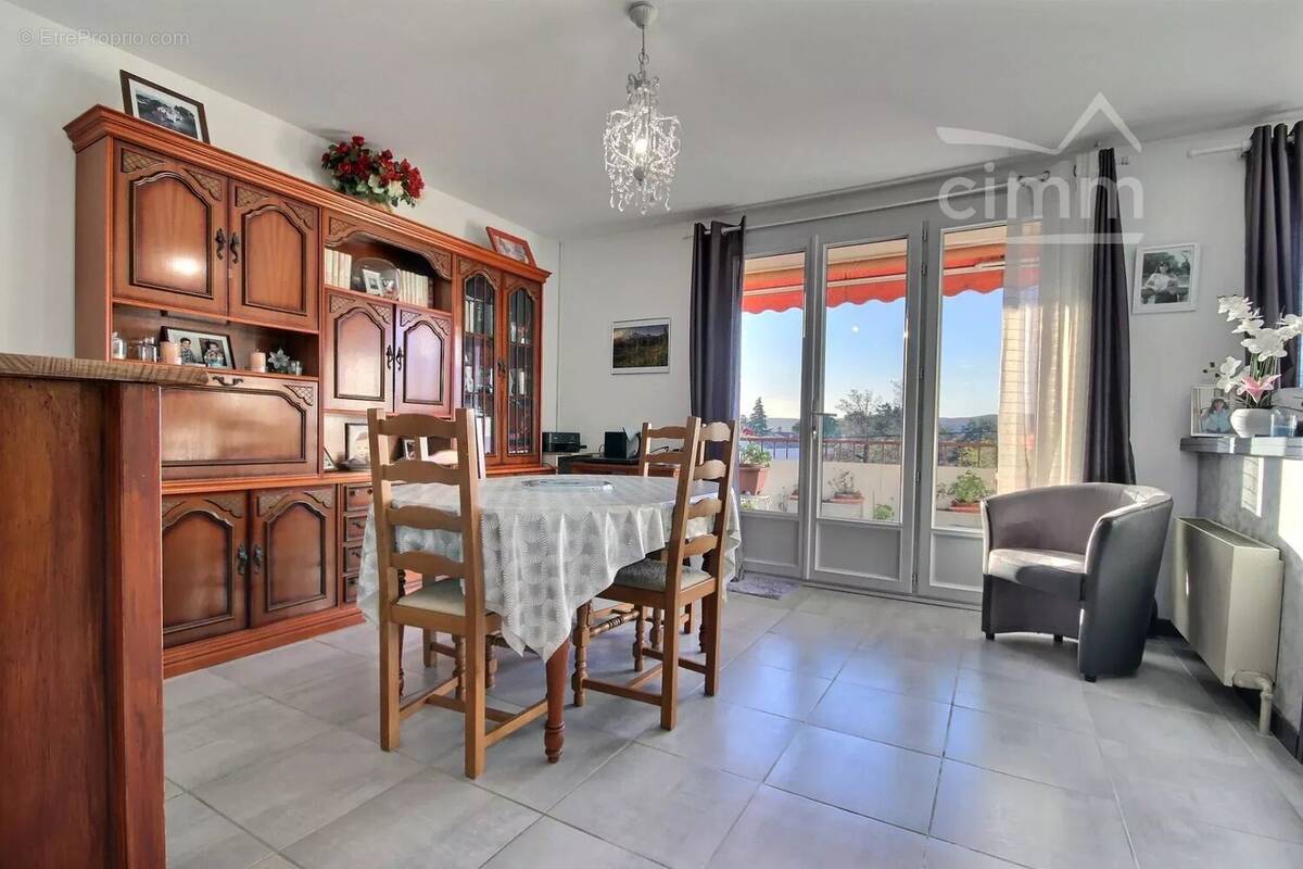 Appartement à MONTELIMAR