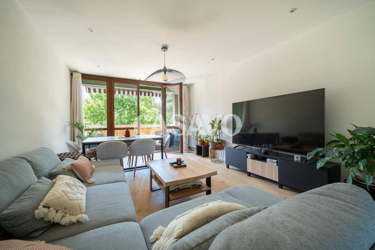 Appartement à AIX-EN-PROVENCE