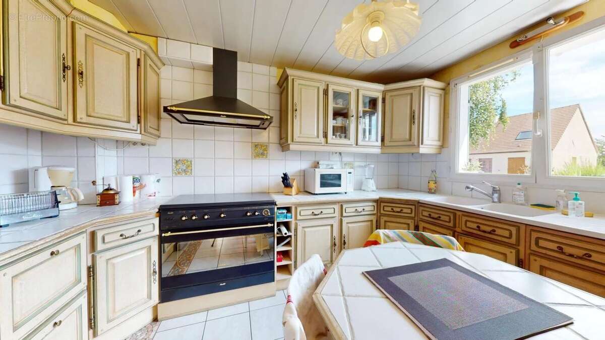 Maison à SIVRY-COURTRY