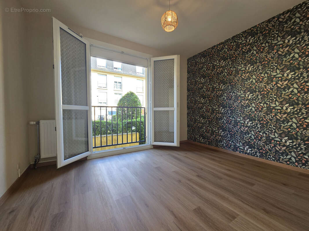 Appartement - BAYEUX - 62m2 - Rez-de-chaussée - Parking - photo 6