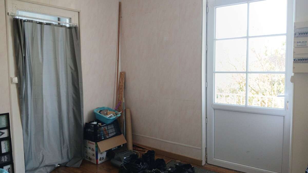 Appartement à COURGEAC