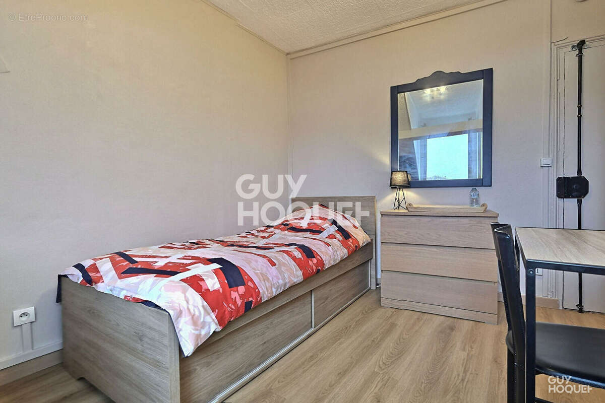 Appartement à MAISONS-ALFORT