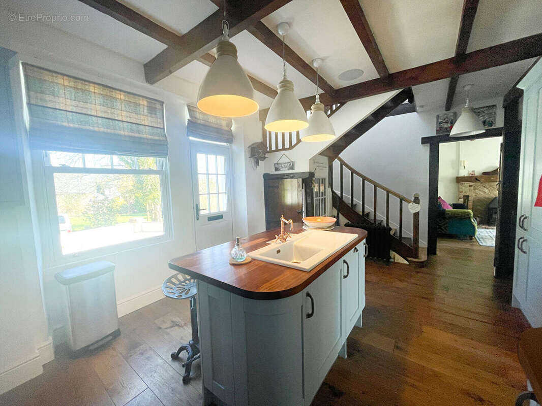 Maison à CARHAIX-PLOUGUER