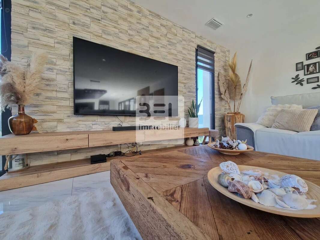 Maison à ROCHEFORT-DU-GARD