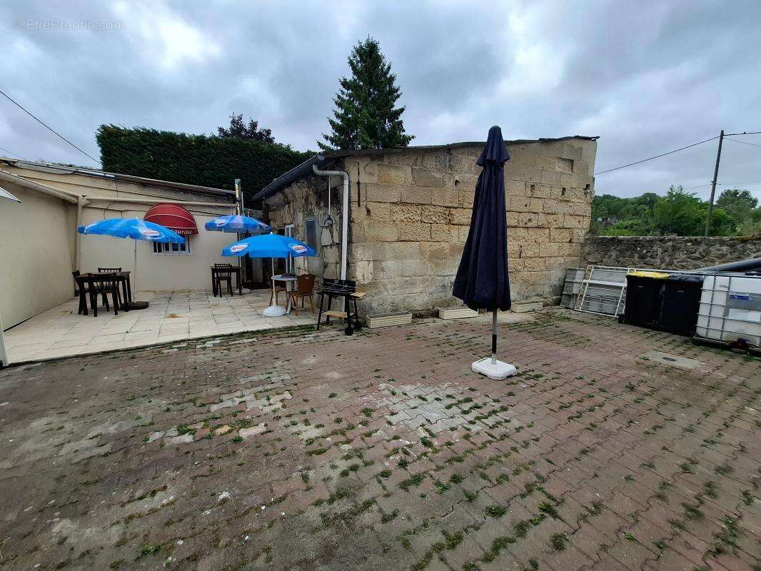 Maison à CUISE-LA-MOTTE