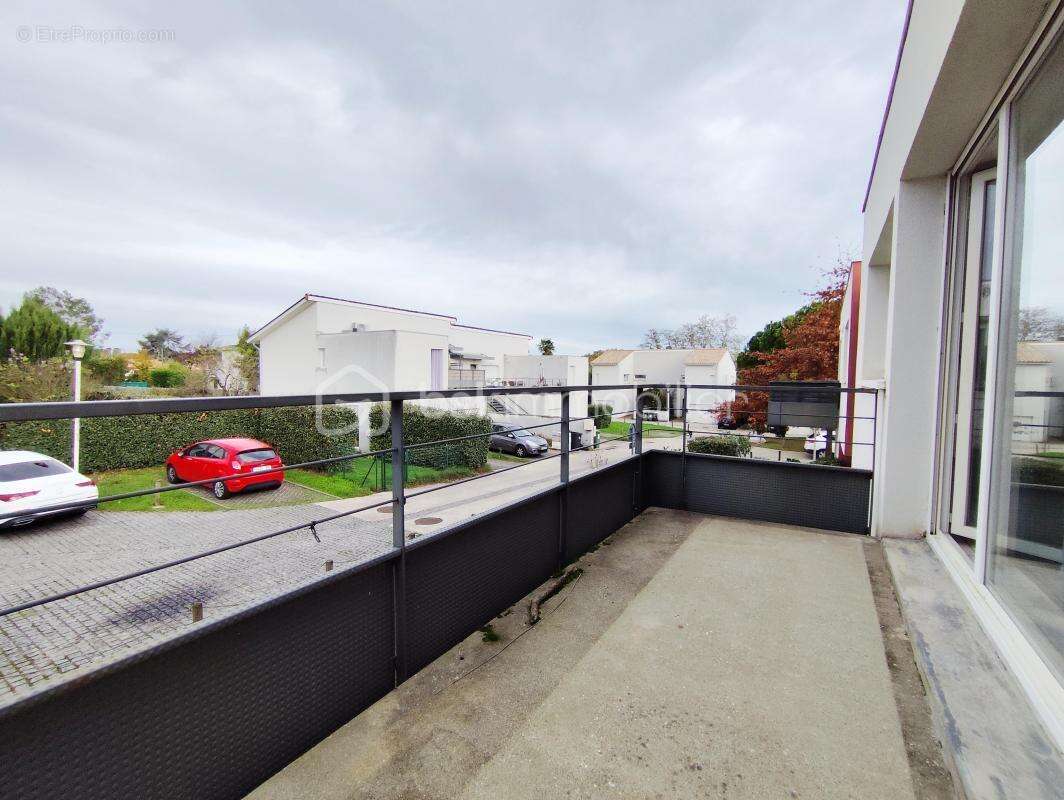 Appartement à ARTIGUES-PRES-BORDEAUX