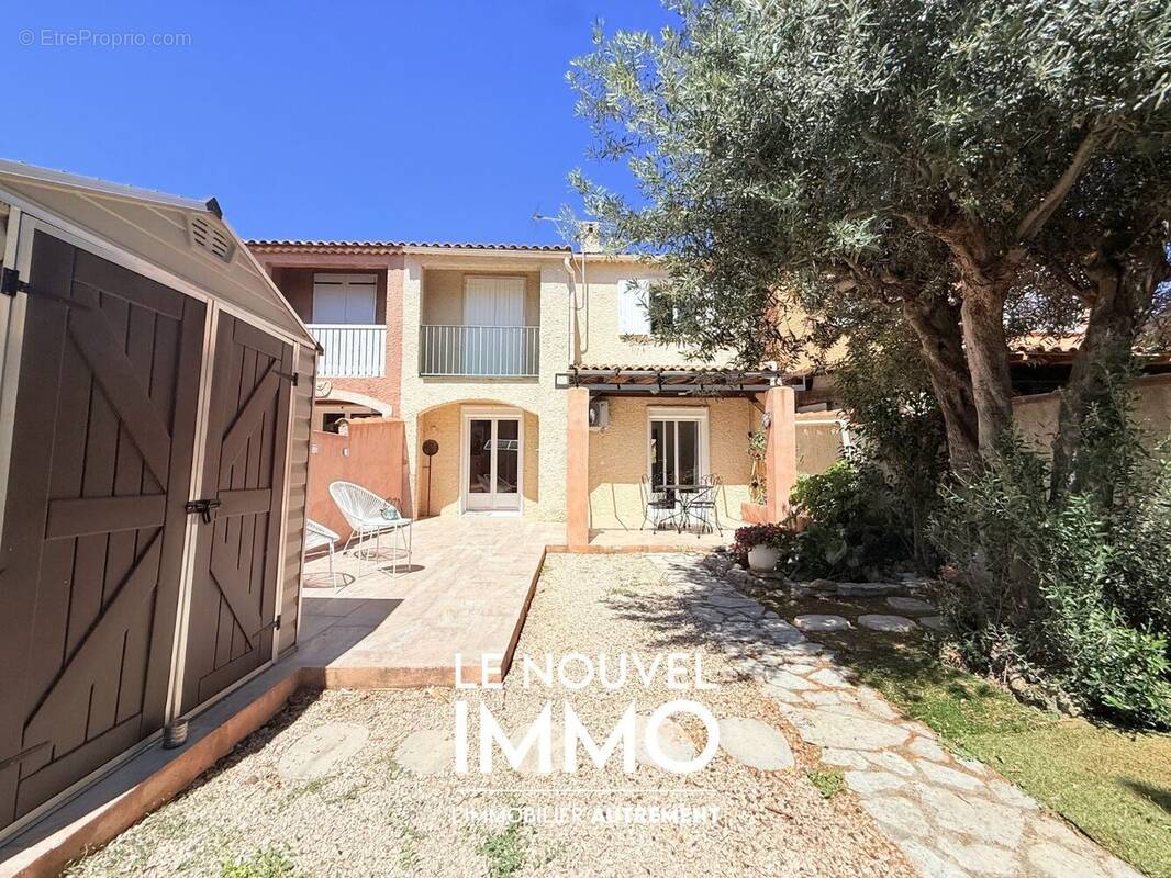 Maison à ROGNAC
